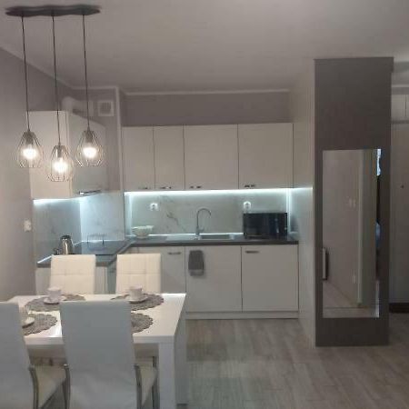 Apartamenty Blizej Morza Kolobrzeg Bagian luar foto